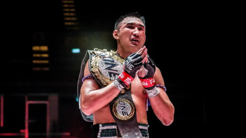 Legendary Muay Thai Fighter Petchmorakot Petchyindee Academy Announces Retirement poster