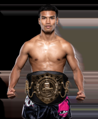 Petpanomrung Kiatmuu [The Professor] photo