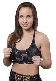 Vlada Kukharenko photo
