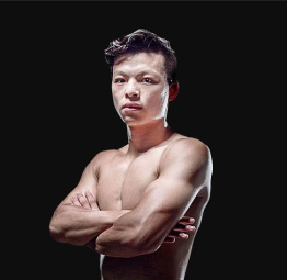 Wang Chen Hao [Sea Thunderbolt] photo