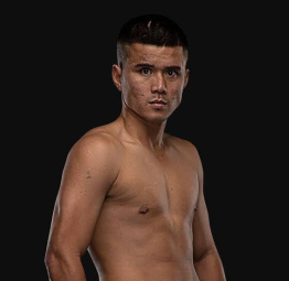 Pornsiri Saenchai photo
