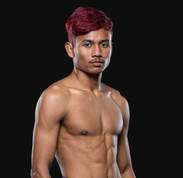 Teeyai Saenchai photo