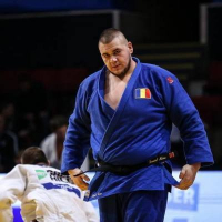 Daniel Natea photo
